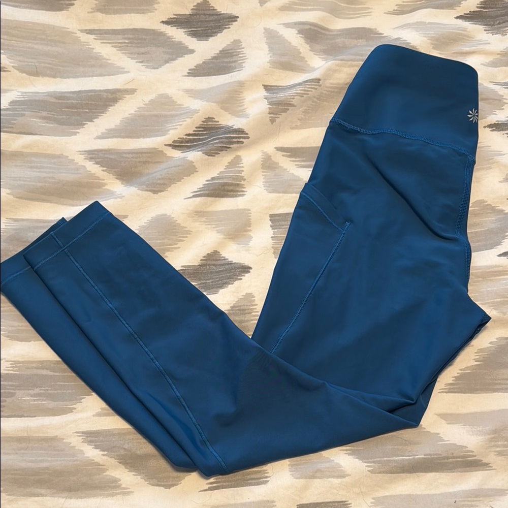 Athleta Interval Stash 7/8 Tight